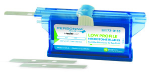 Personna Plus®, Low Profile Microtome Blade in use with Dispenser